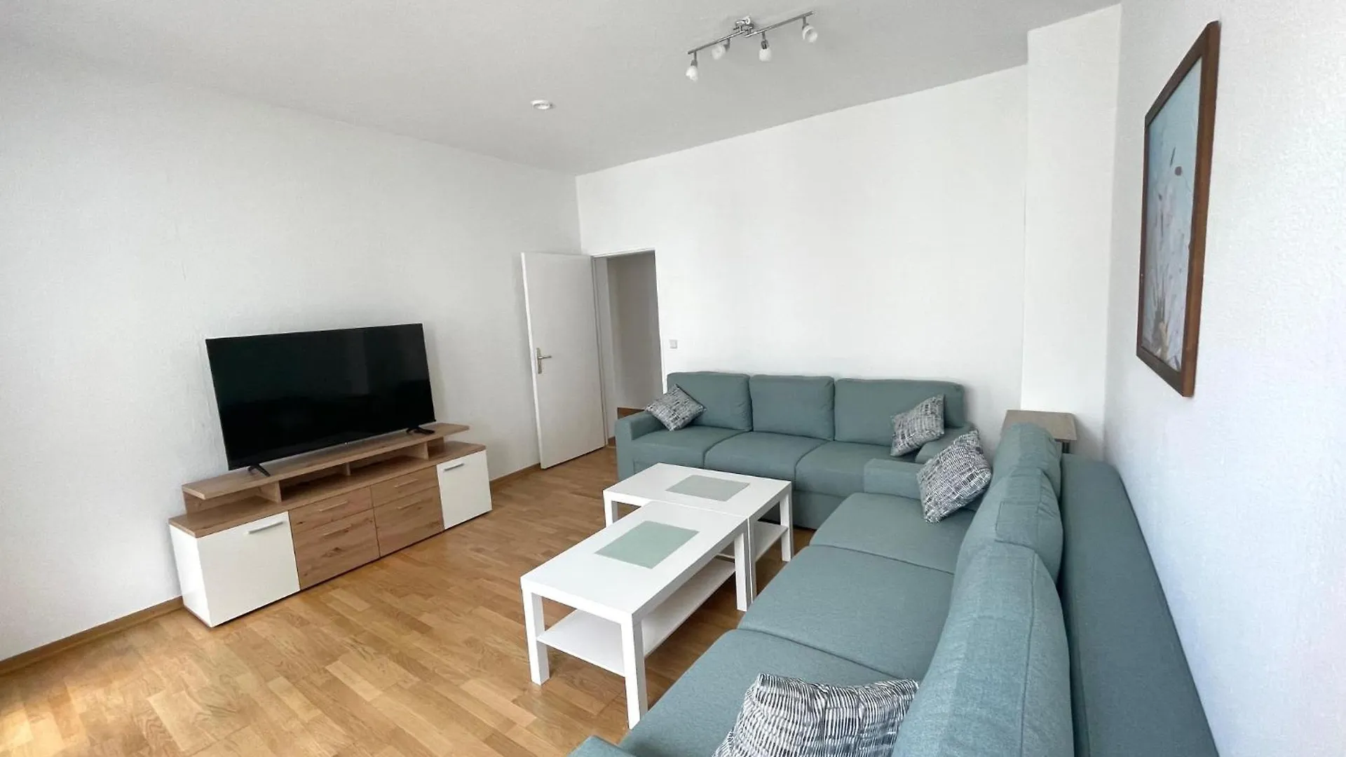 Grosses Apartment 3 Zimmer Bis Zu 9 Personen Zentral Am Kudamm Berlijn